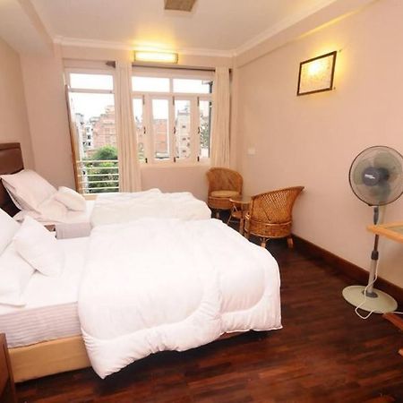 ตาชา พา เดอะ เฮอริเทจ โฮม Bed & Breakfast Lalitpur ภายนอก รูปภาพ