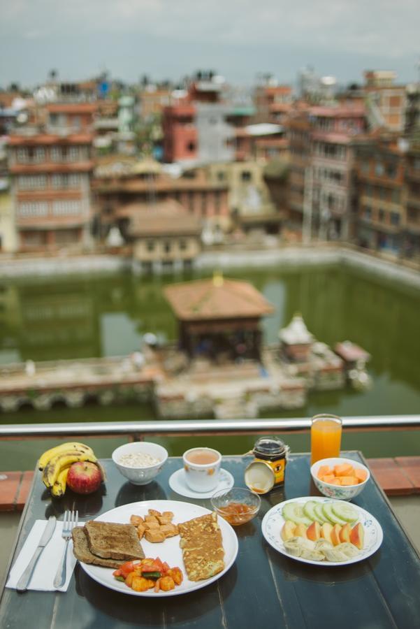 ตาชา พา เดอะ เฮอริเทจ โฮม Bed & Breakfast Lalitpur ภายนอก รูปภาพ